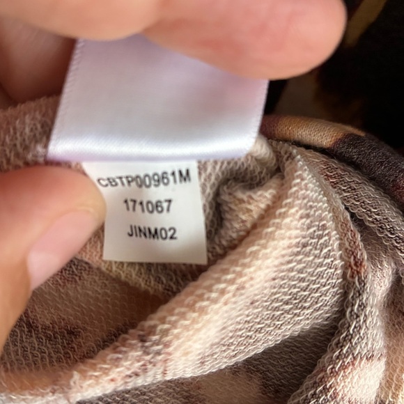 Cupio Women's Brown Short Cuff Sleeve Tee - Picture 9 of 11